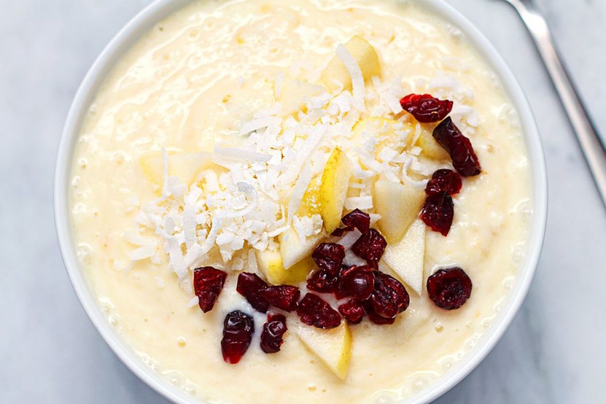 Apple Pear Smoothie Bowl