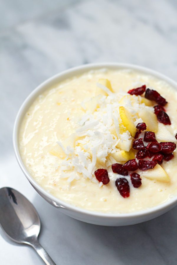 Apple Pear Smoothie Bowl - #recipe by #eatwell101 - https://www.eatwell101.com/apple-breakfast-smoothie-bowl