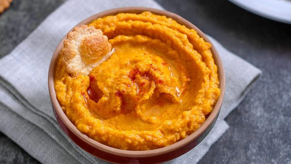 Roasted Butternut Squash Hummus - #recipe by #eatwell101 - https://www.eatwell101.com/roasted-butternut-hummus-recipe