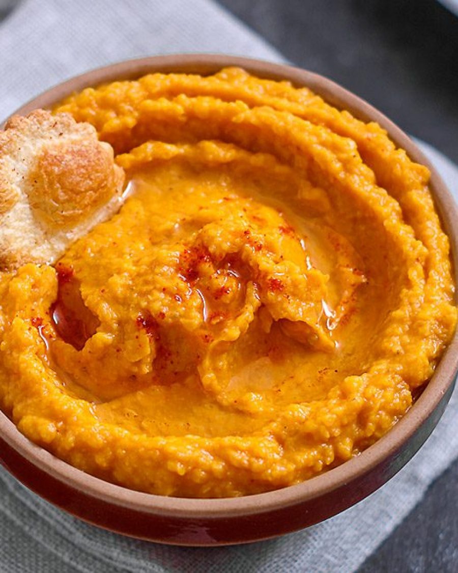 Roasted Butternut Squash Hummus - #recipe by #eatwell101 - https://www.eatwell101.com/roasted-butternut-hummus-recipe