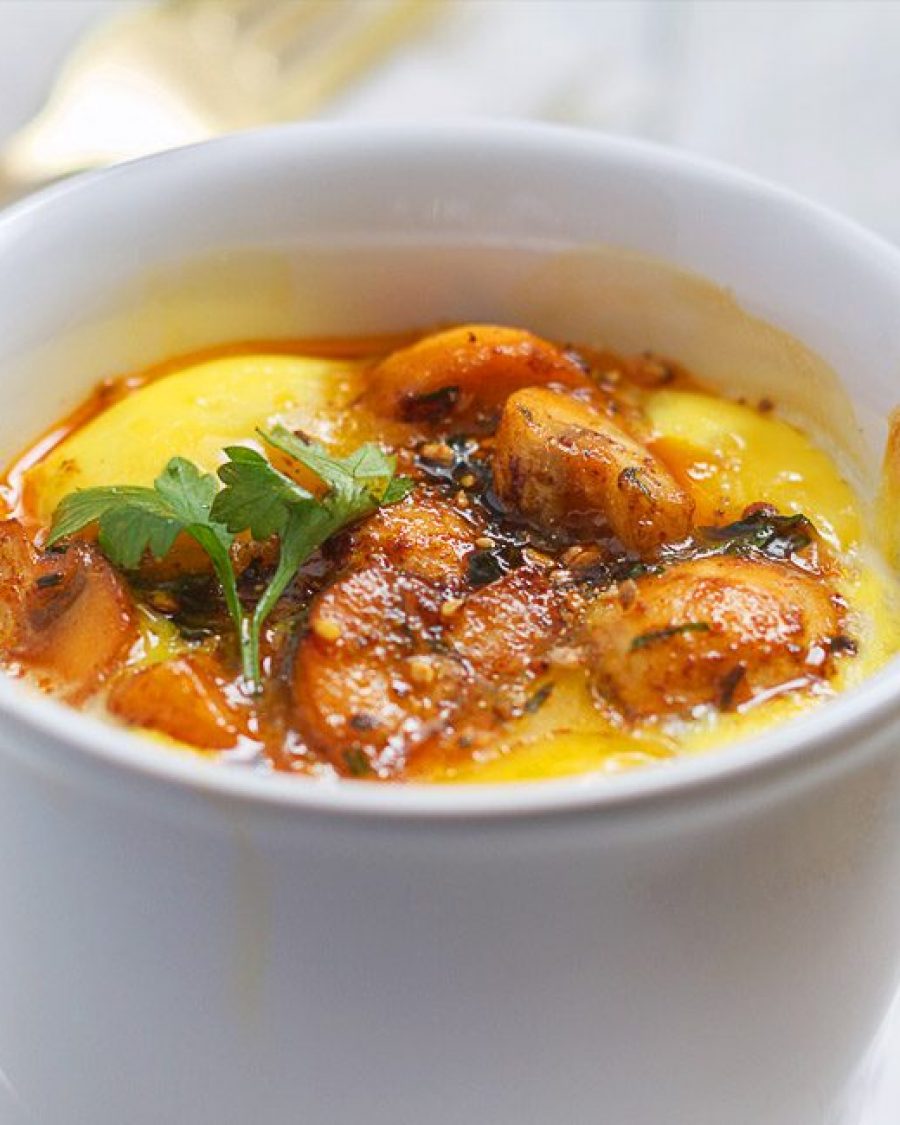 Baked Eggs and Mushrooms Cups - #recipe by #eatwell101 - https://www.eatwell101.com/baked-eggs-and-mushrooms-cocottes-recipe