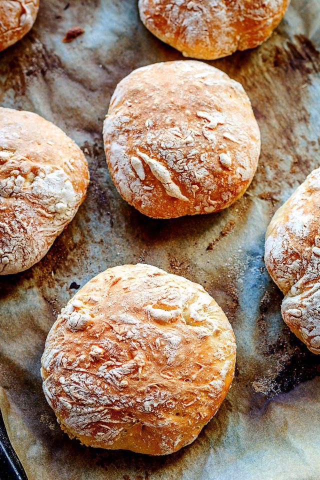 No-knead Bread Rolls