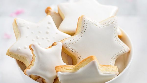 Christmas Star Cut-Out Cookies - #recipe by #eatwell101 - https://www.eatwell101.com/star-cut-out-cookies-recipe