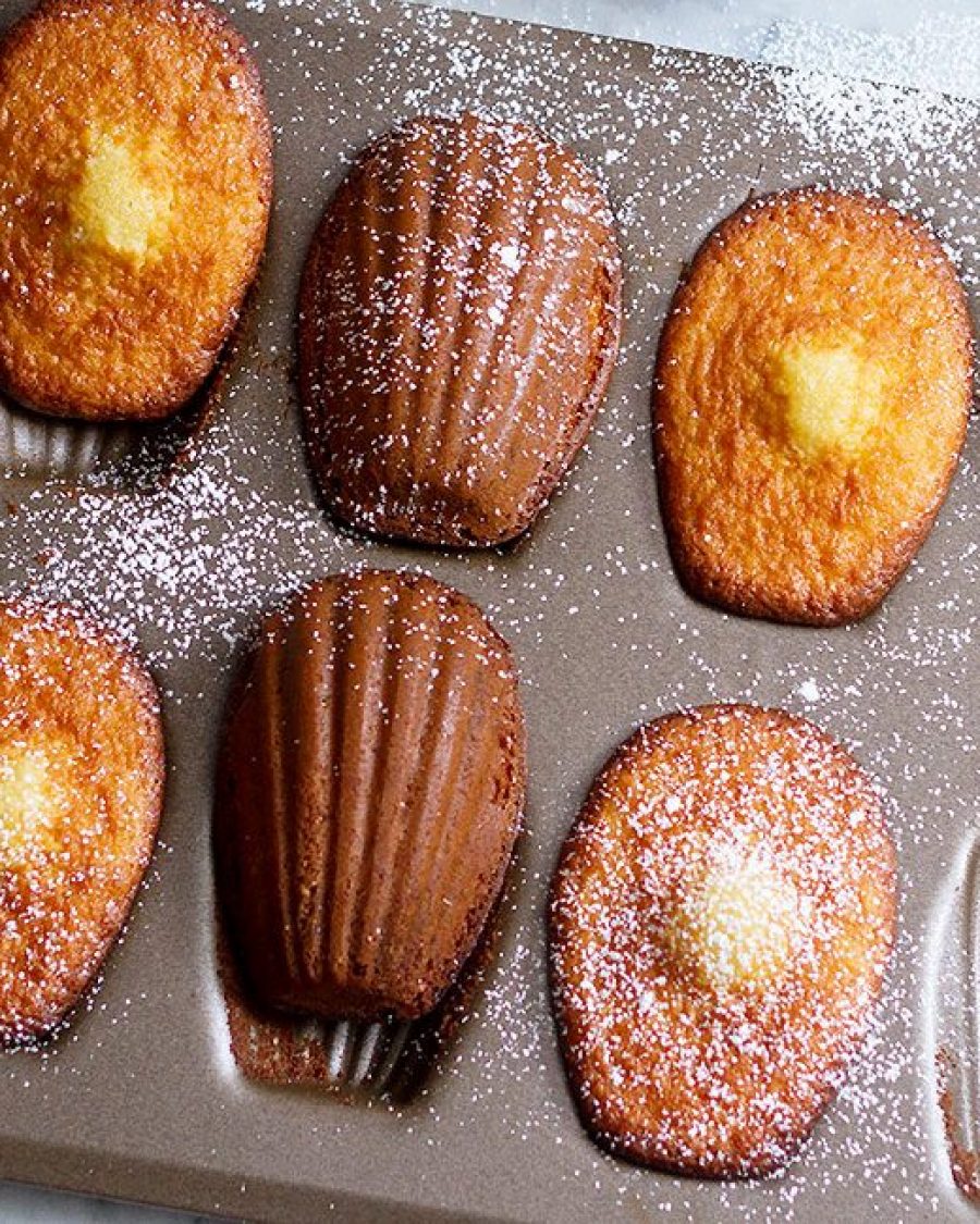 Madeleine Cakes with Honey Ginger - #recipe by #eatwell101 - https://www.eatwell101.com/madeleine-cakes-recipe