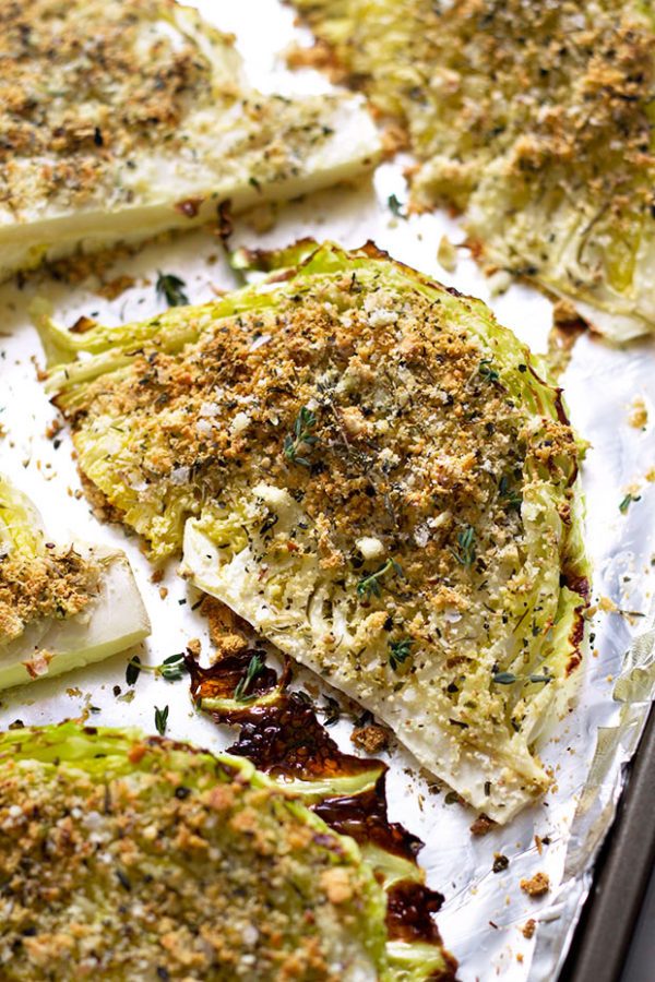 Roasted Garlic Parmesan Cabbage Wedges - #recipe by #eatwell101 - https://www.eatwell101.com/roasted-garlic-parmesan-cabbage-wedges-recipe