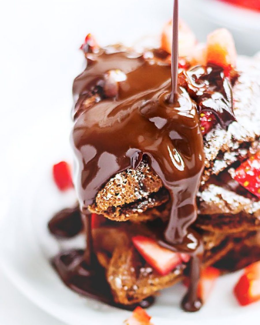 Double Chocolate Heart Waffles - #recipe by #eatwell101 - https://www.eatwell101.com/double-chocolate-waffles-recipe