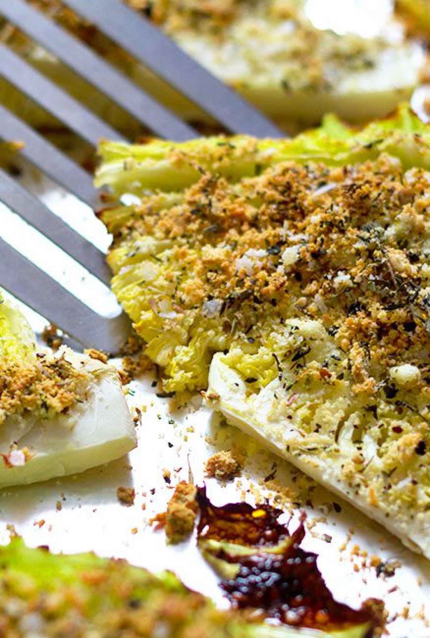 Roasted Garlic Parmesan Cabbage Wedges - #recipe by #eatwell101 - https://www.eatwell101.com/roasted-garlic-parmesan-cabbage-wedges-recipe