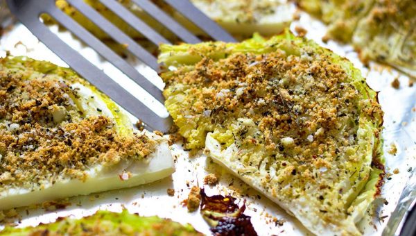Roasted Garlic Parmesan Cabbage Wedges - #recipe by #eatwell101 - https://www.eatwell101.com/roasted-garlic-parmesan-cabbage-wedges-recipe