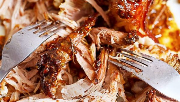 Garlic and Rosemary Balsamic Slow-Roasted Pork Shoulder - #recipe by #eatwell101 - https://www.eatwell101.com/slow-roasted-pork-shoulder-recipe