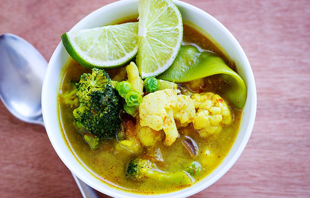 Cauliflower and Broccoli Curry Soup