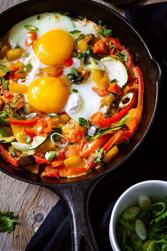 Shakshuka with veggies