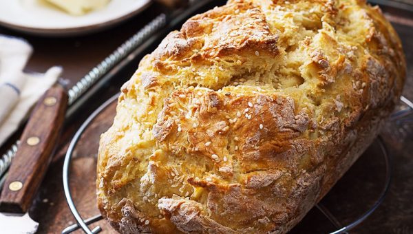 Honey & Sesame Soda Bread - #recipe by #eatwell101 - https://www.eatwell101.com/honey-sesame-soda-bread-recipe