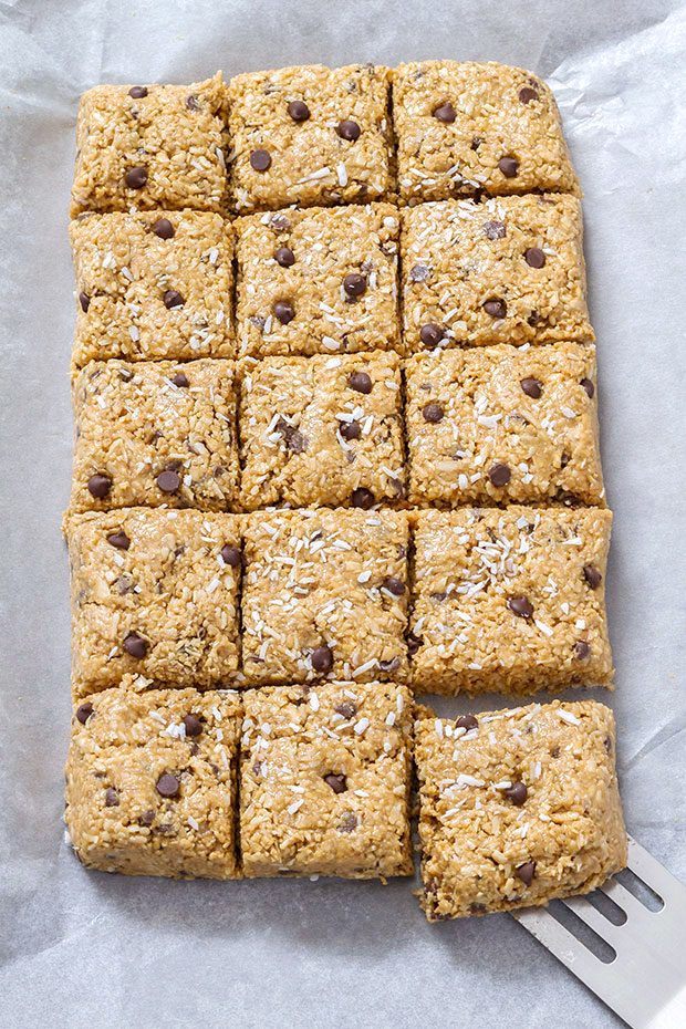 Healthy-Banana-Oat-Snack-Bars-Healthy-Banana-Oat-Snack-Bars
