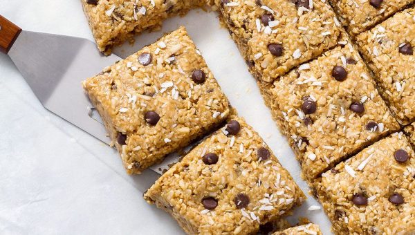 No Bake Energy Bars with Oat Peanut Butter Chocolate - #recipe by #eatwell101 - https://www.eatwell101.com/no-bake-energy-bars-recipe