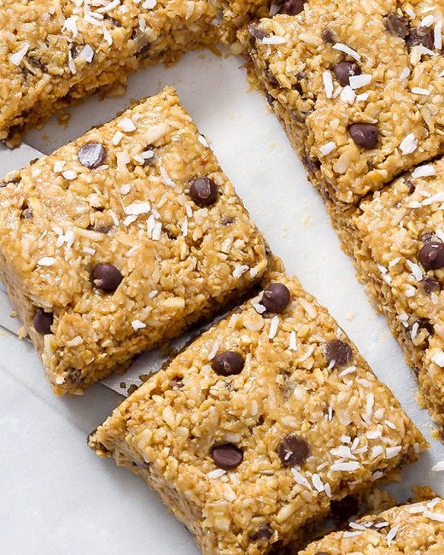 No Bake Energy Bars with Oat Peanut Butter Chocolate - #recipe by #eatwell101 - https://www.eatwell101.com/no-bake-energy-bars-recipe