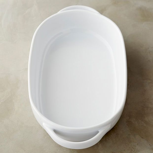 Williams Sonoma Essential Oval Baker