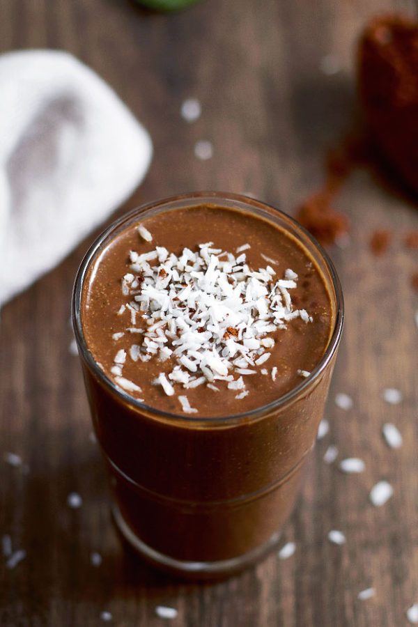 Low Calorie Chocolate Smoothie Recipe — Eatwell101