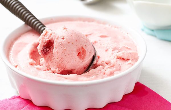 Banana Strawberry Frozen Yogurt