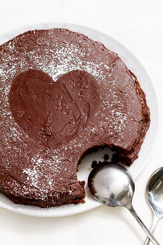 ULTIMATE-chocolate-cake