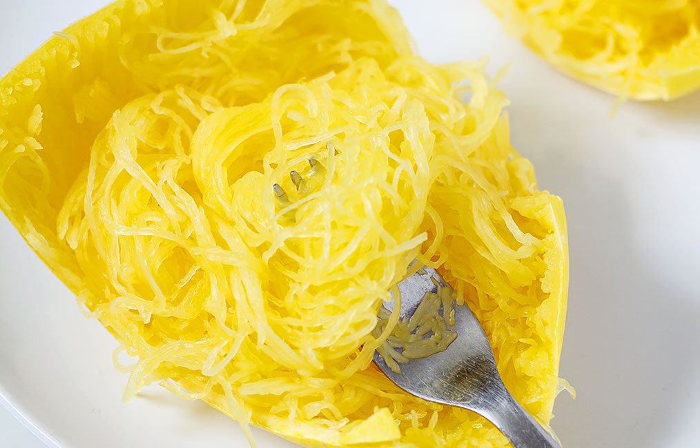 How to Cook Spaghetti Squash in the Microwave