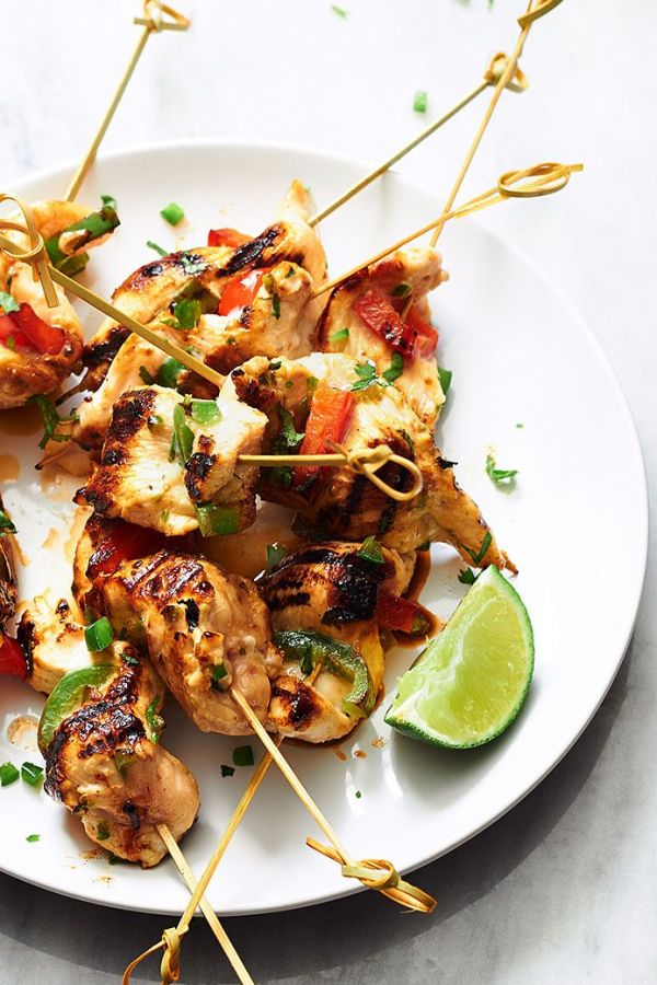 Cilantro Lime Grilled Chicken Tenders - #recipe by #eatwell101 - https://www.eatwell101.com/cilantro-lime-chicken-tenders-recipe