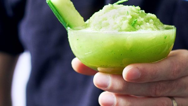 Frosty Cucumber Breeze - #recipe by #eatwell101 - https://www.eatwell101.com/frosty-cucumber-breeze-recipe