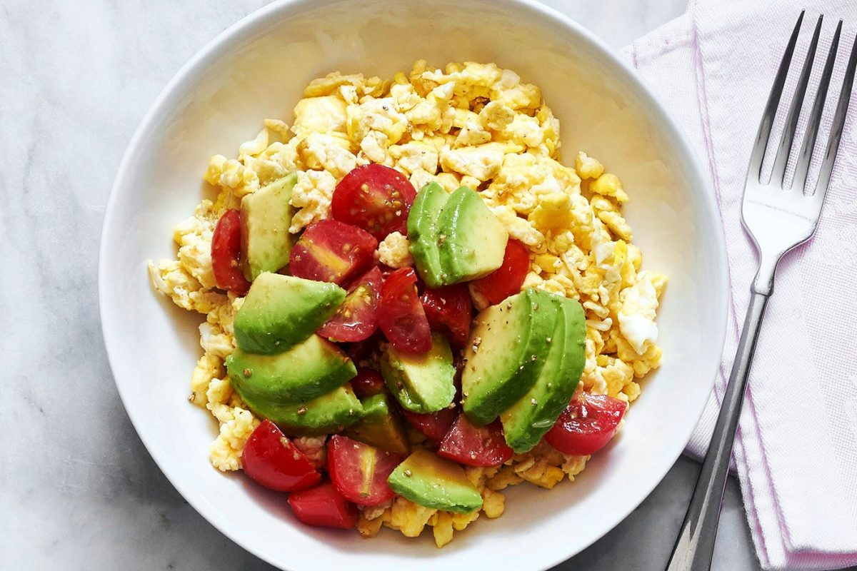 Scrambled Eggs with Avocado and Tomato