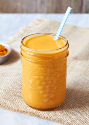 Banana Mango Turmeric Smoothie