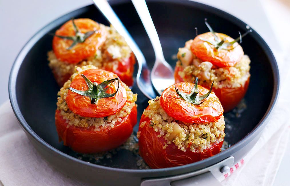 Stuffed Tomatoes with Chicken Quinoa