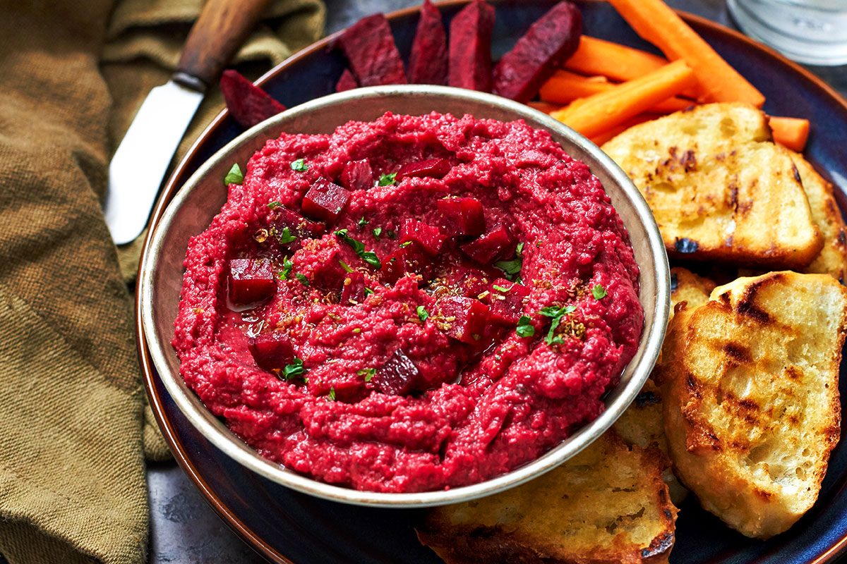 Healthy Easy beet Hummus
