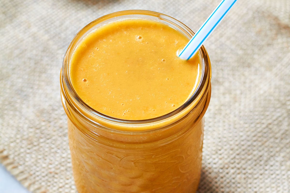 Banana Mango Turmeric Smoothie