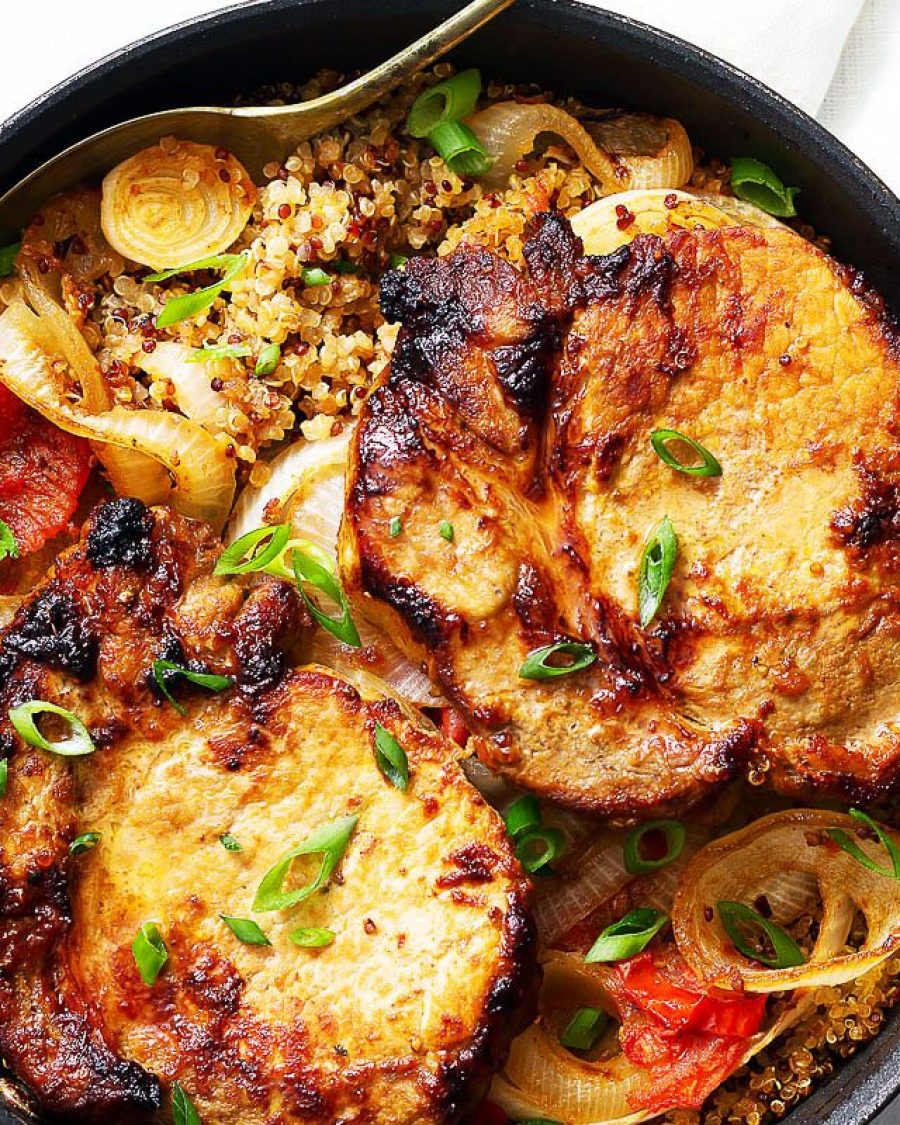 One-Pan Baked Pork Chops with Quinoa - #recipe by #eatwell101 - https://www.eatwell101.com/one-pan-baked-quinoa-pork-chops-recipe