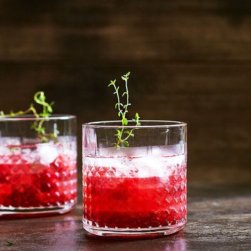 Raspberry Gin Fizz Recipe — Eatwell101