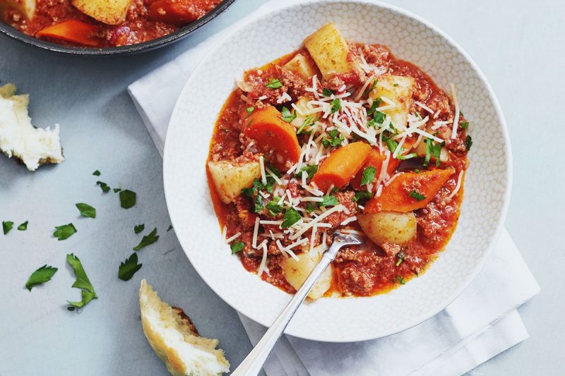 Crock Pot Ground Beef Stew, Potato and Carrot - #recipe by #eatwell101 - https://www.eatwell101.com/crock-pot-beef-potato-stew-recipe