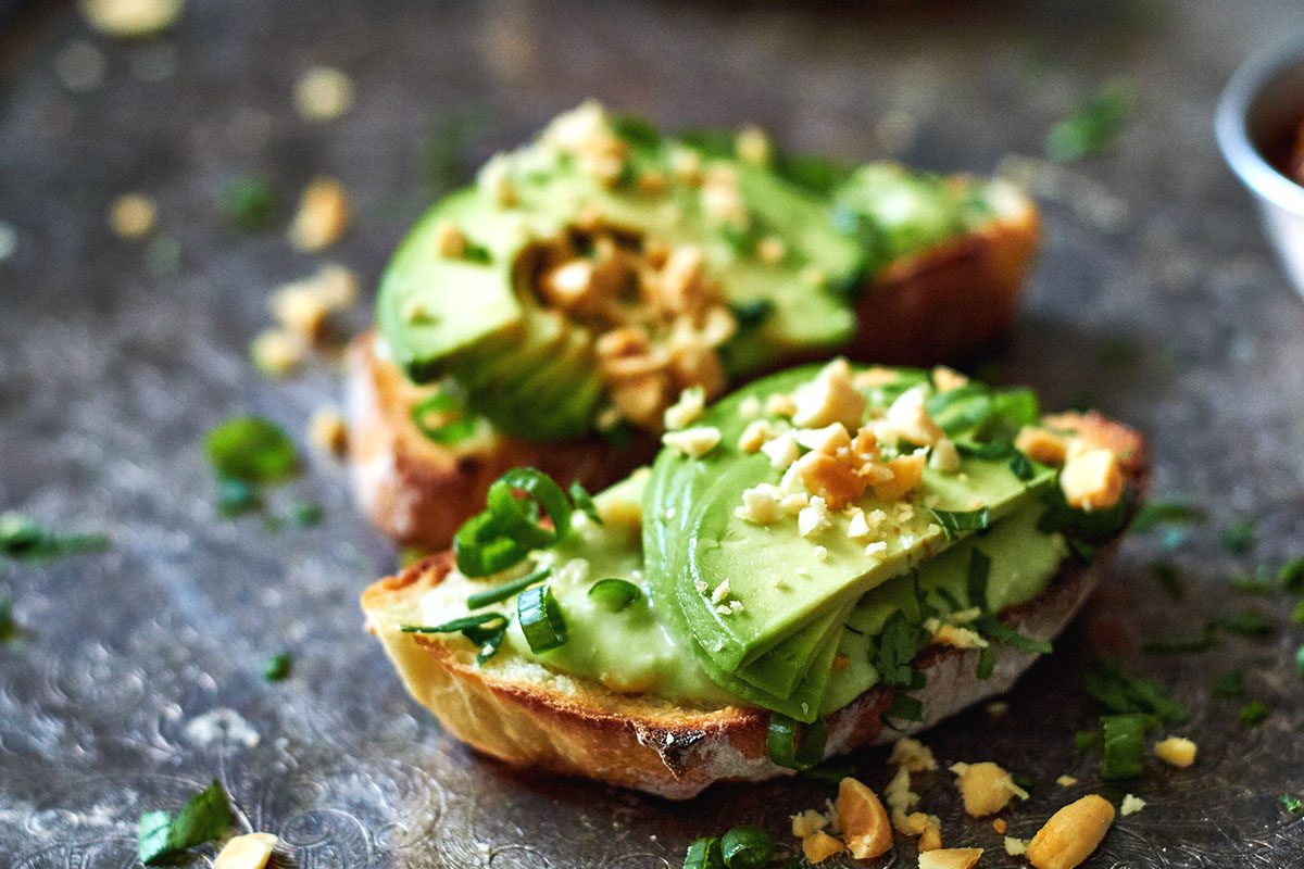 6 Ways You Should Be Eating Avocado for Lunch