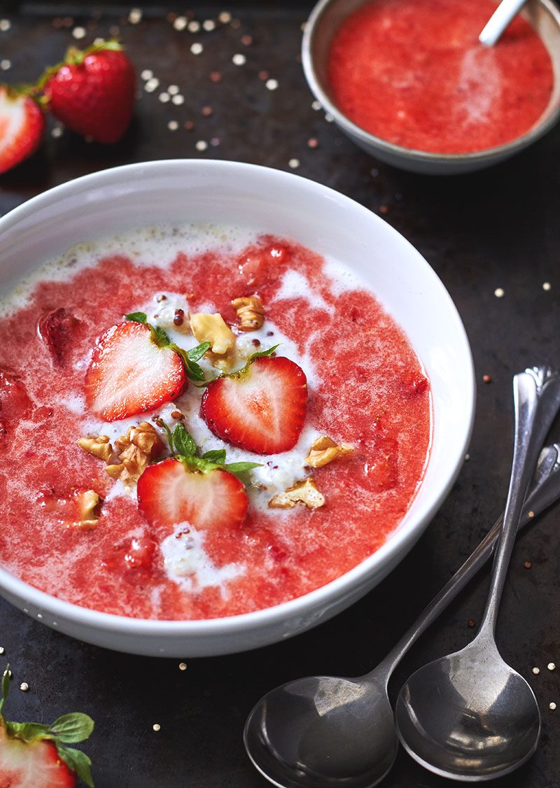protein-quinoa breakfast bowl