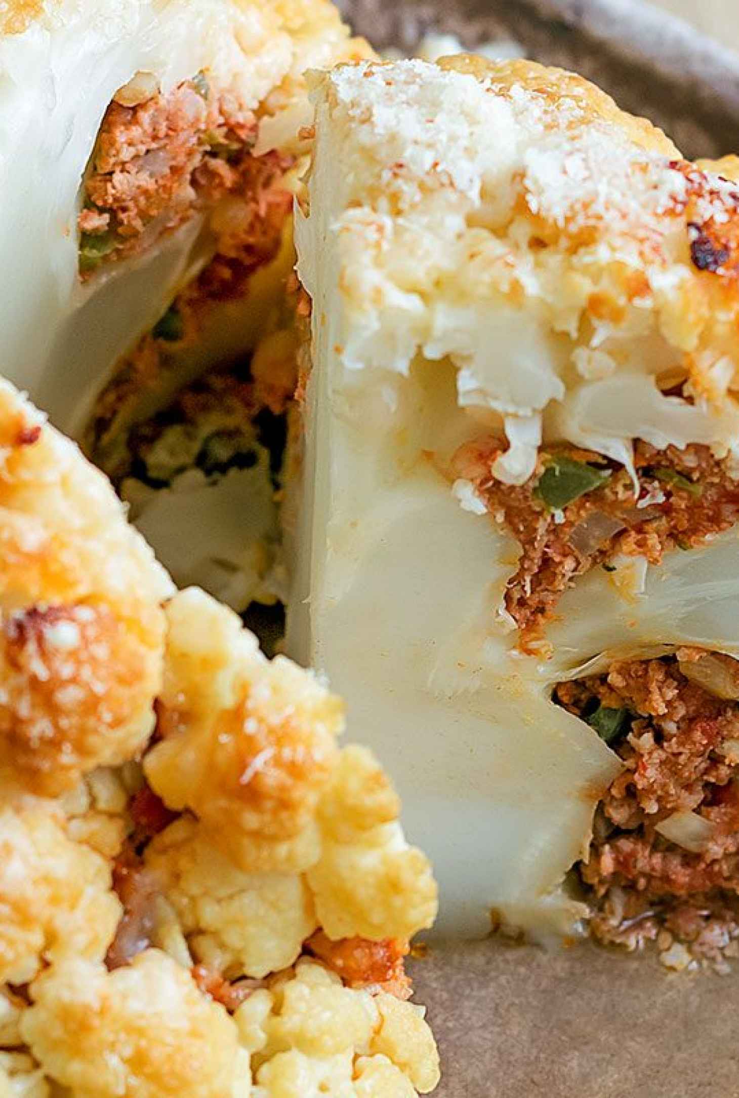Stuffed Whole Cauliflower with Ground Beef and Cheese - #recipe by #eatwell101 - https://www.eatwell101.com/baked-cheese-beef-stuffed-cauliflower