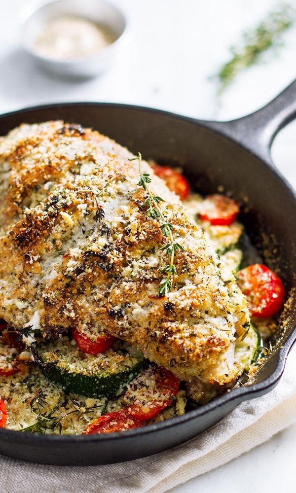 One Pan Garlic Parmesan Chicken and Zucchini