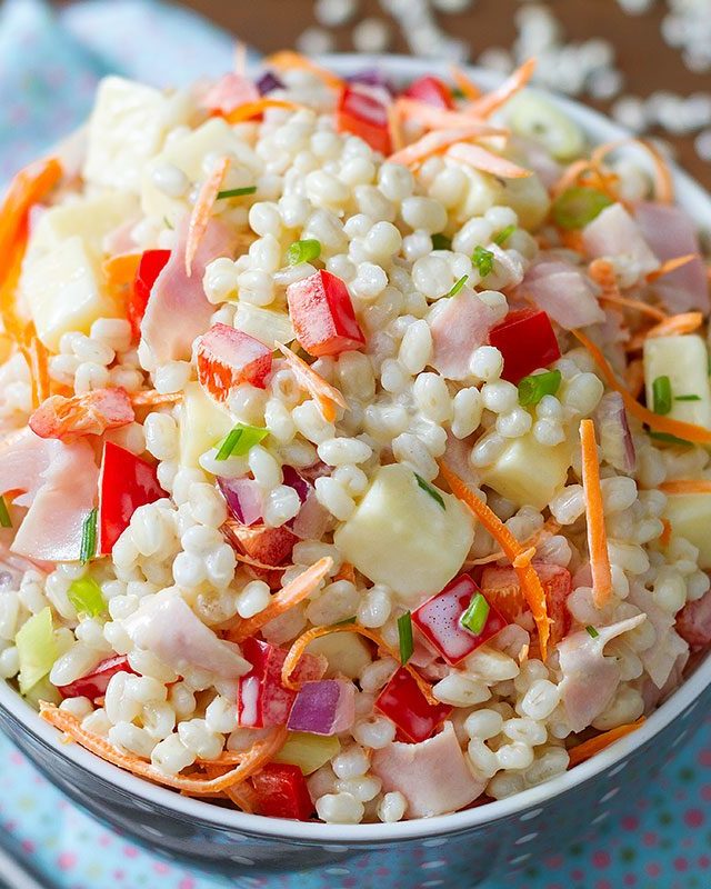 Ham and Cheese Barley Salad - #recipe by #eatwell101 - https://www.eatwell101.com/cheesy-barley-salad-recipe