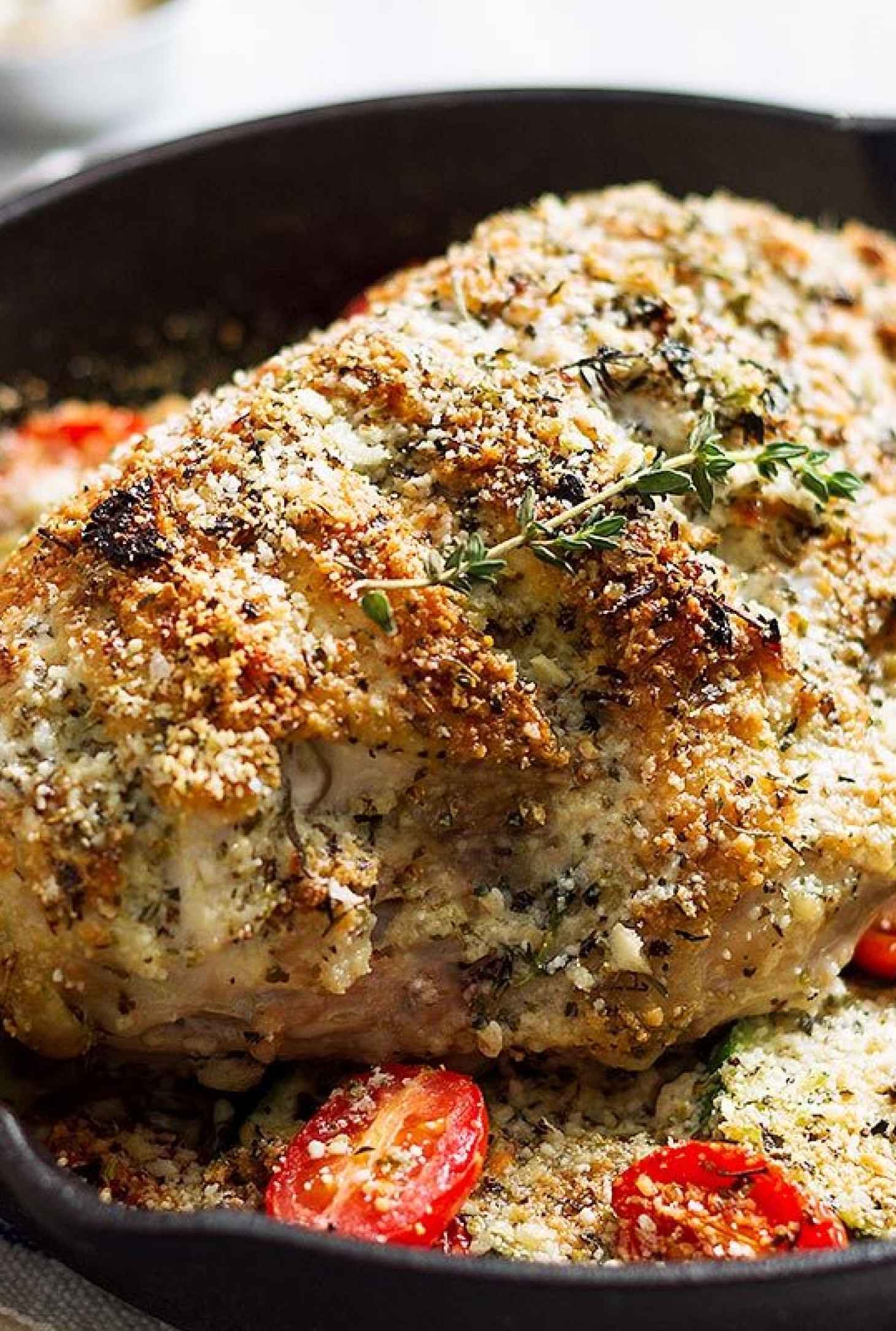 One Pan Garlic Parmesan Chicken and Zucchini - #recipe by #eatwell101 - https://www.eatwell101.com/one-pan-garlic-parmesan-chicken-recipe