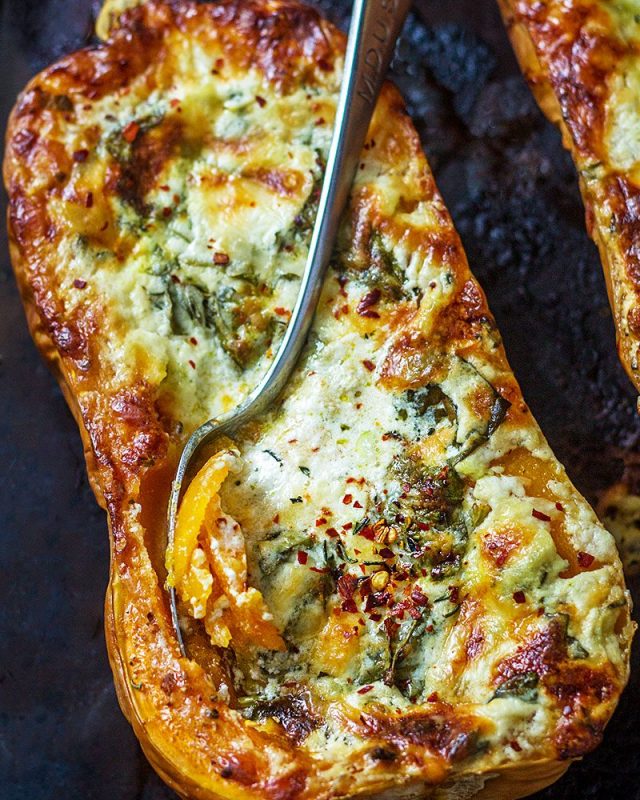 Creamy Four Cheese Spinach Butternut Squash - #recipe by #eatwell101 - https://www.eatwell101.com/baked-creamy-spinach-butternut-squash-recipe