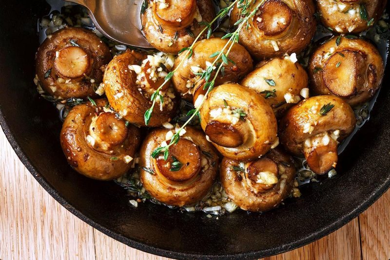 Roasted Mushrooms with Garlic Butter Sauce - #recipe by #eatwell101 - https://www.eatwell101.com/roasted-mushrooms-with-garlic-butter-sauce-recipe