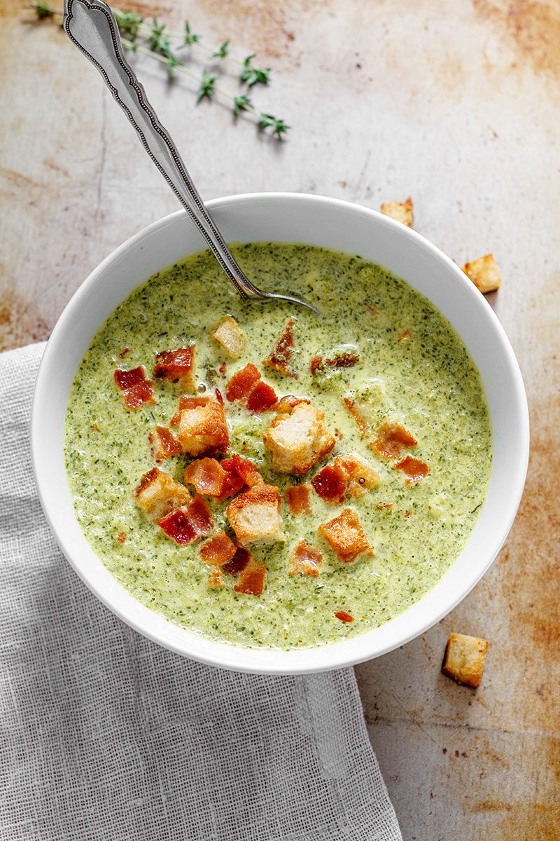 This cheesy broccoli soup has that kind of warm-you-right-up goodness that’s perfect to cap a cold and rainy day.
