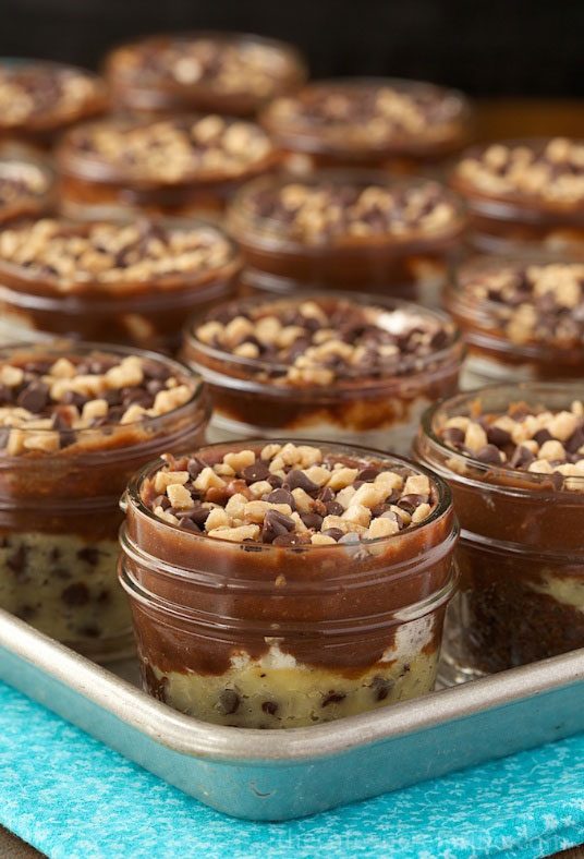 Mason Jar Chocolate Fudge Cake