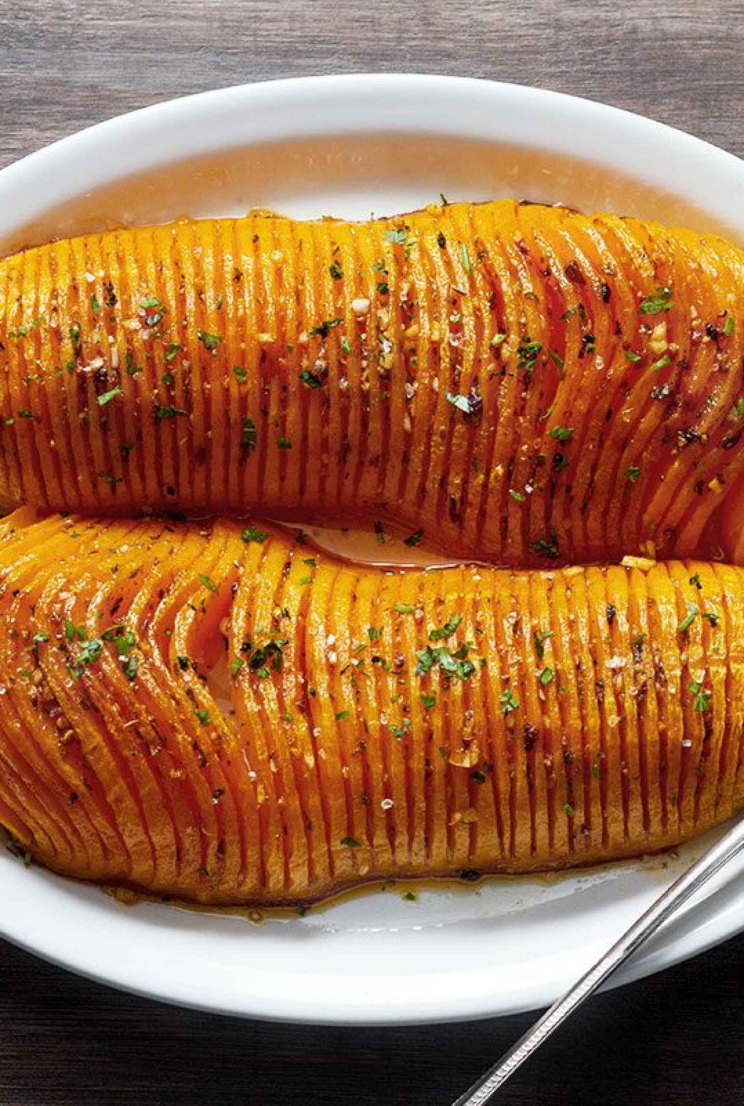 Garlic Butter Roasted Butternut Squash - #recipe by #eatwell101 - https://www.eatwell101.com/garlic-roasted-butternut-squash-recipe