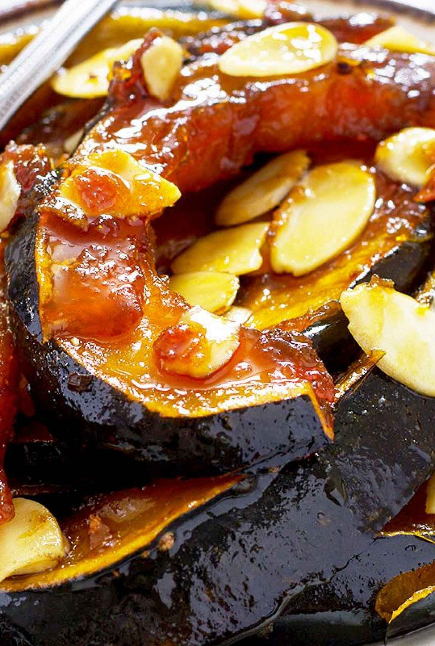 Caramelized Maple Acorn Squash Dessert - #recipe by #eatwell101 - https://www.eatwell101.com/caramelized-acorn-squash-recipe