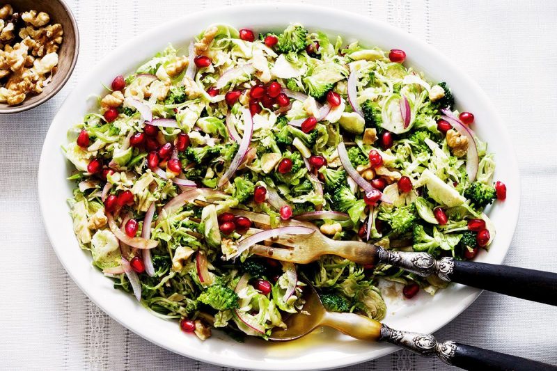 Broccoli Brussels Sprout Salad with Honey Dijon Vinaigrette - #recipe by #eatwell101 - https://www.eatwell101.com/shaved-brussels-sprout-and-broccoli-salad-recipe