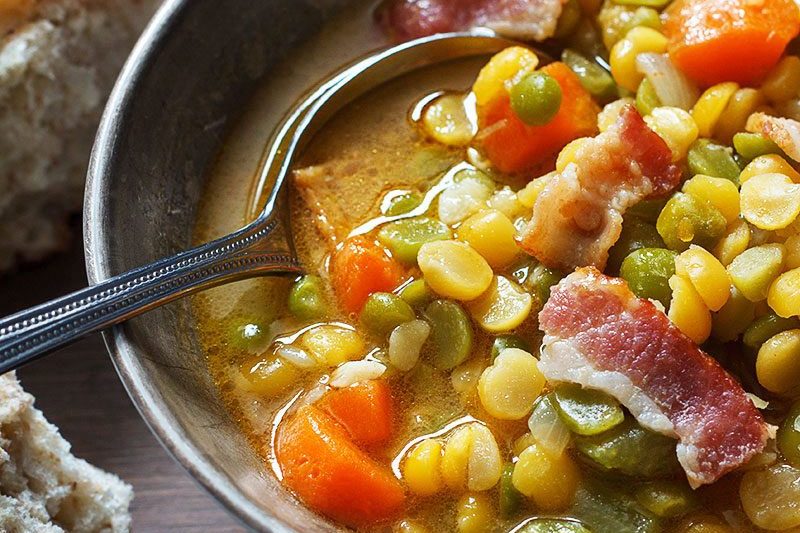 Carrots, Bacon and Split Pea Soup - #recipe by #eatwell101 - https://www.eatwell101.com/spicy-split-pea-soup-recipe