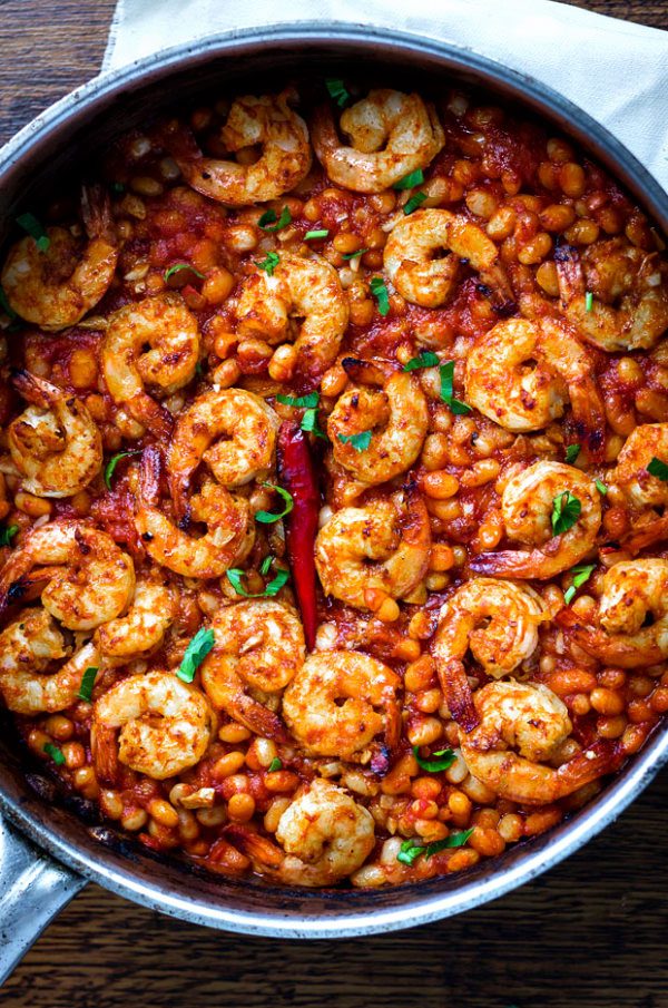 Spicy Garlic Shrimp and White Beans