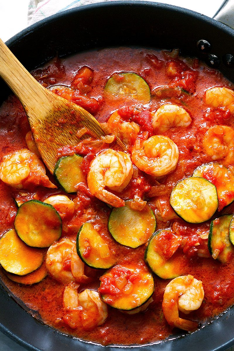 Tomato Zucchini Shrimp Stirfry Recipe — Eatwell101
